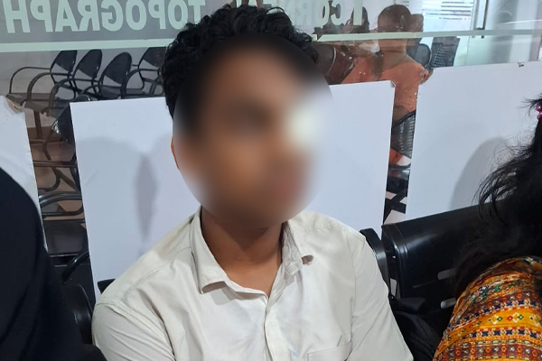 പരവനടുക്കം ചെമ്മനാട് ഗവ. ഹയർ സെക്കണ്ടറി സ്കൂളിൽ പ്ലസ് വൺ വിദ്യാർത്ഥികൾ പത്താം ക്ലാസ് വിദ്യാർത്ഥിയെ മർദ്ദിച്ചു; കണ്ണിന് ഗുരുതര പരിക്ക്